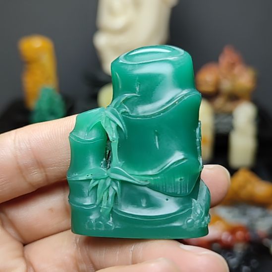 寿山石雅安绿竹节