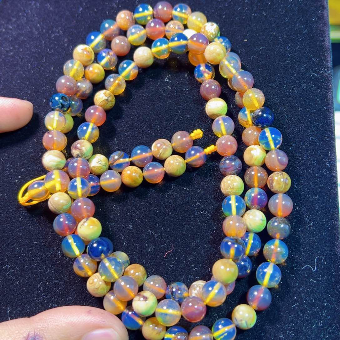 琥珀裸石未镶嵌琥珀