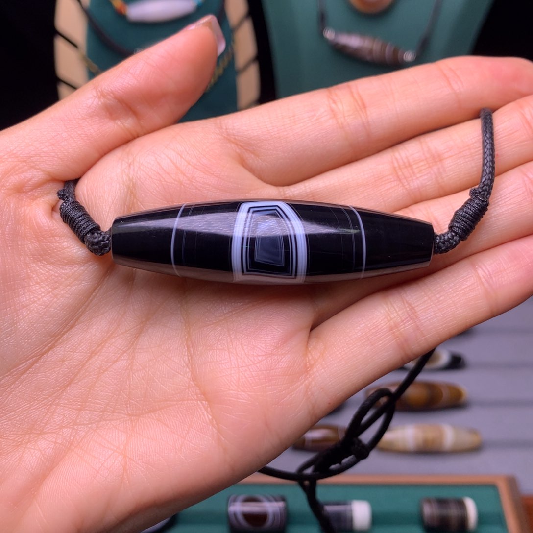 未镶嵌颈饰玛瑙/玉髓善****