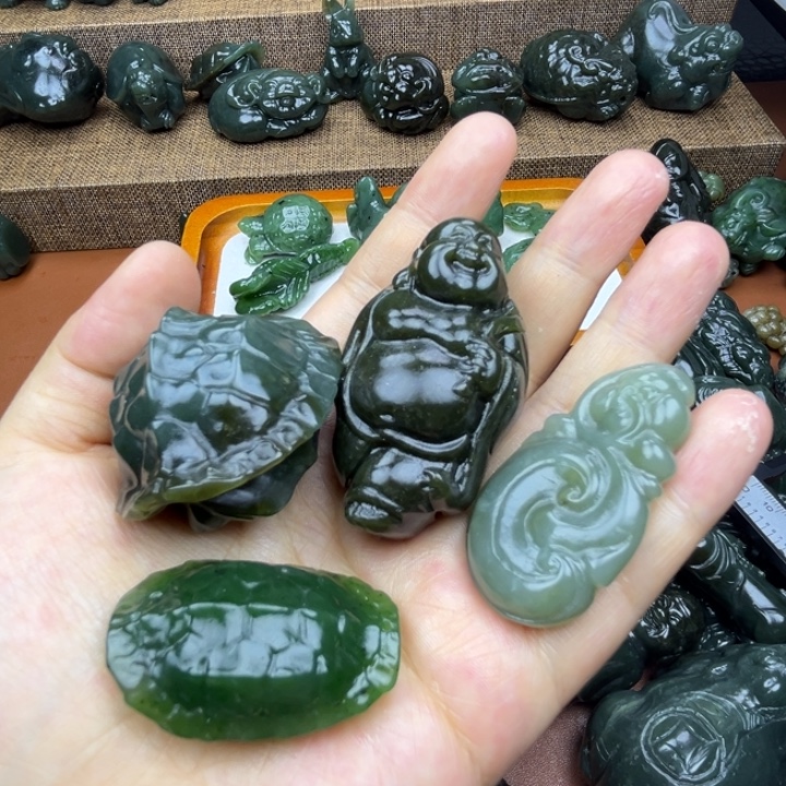 b***中和田玉（糖玉）未镶嵌挂件