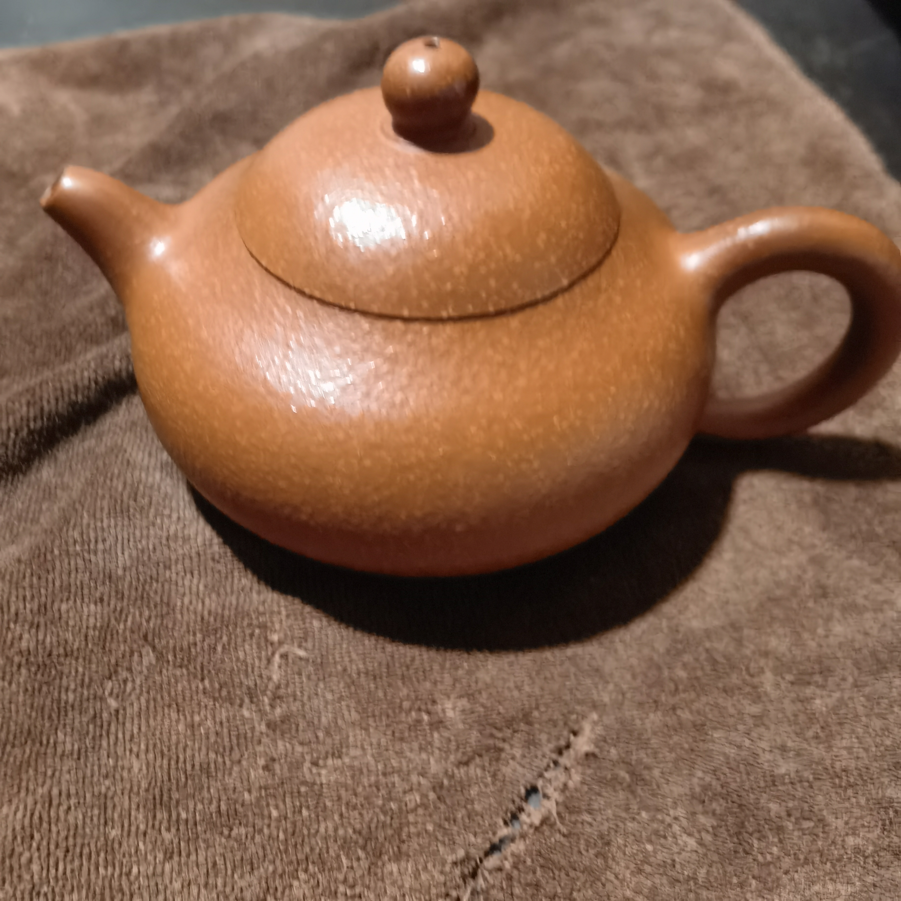 中国宜兴紫砂壶朱泥壶