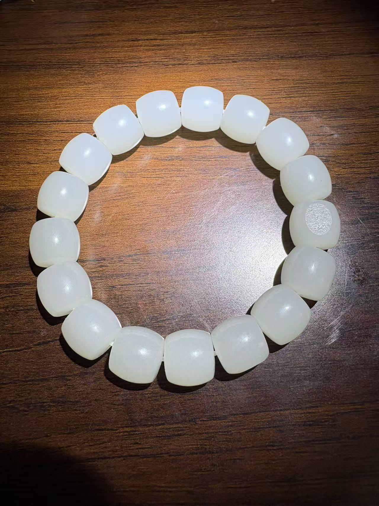 新疆和田玉玉龙喀什河直切留皮卡12单圈白玉手串男女经典款