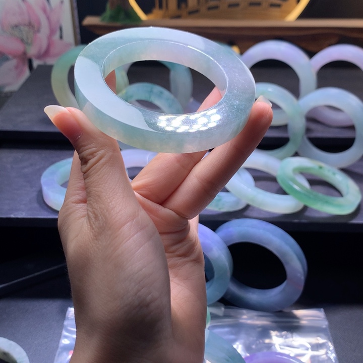 善***意定制翡翠翡翠手镯未镶嵌