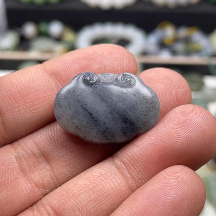 和田玉吊坠(不含链)未镶嵌半**醒新疆青花子平安锁