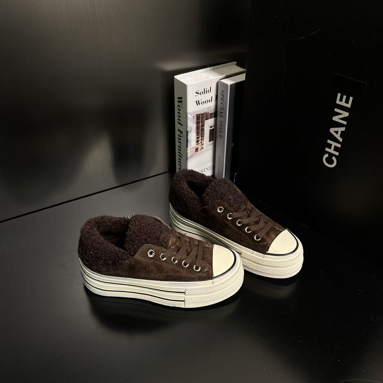 【小雪眠】加绒做旧厚底板鞋女2025冬季新款舒适保暖休闲鞋25170-3