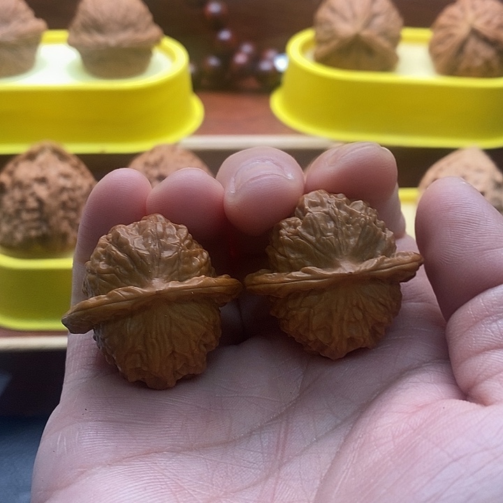 吊坠文玩核桃瓷娃娃