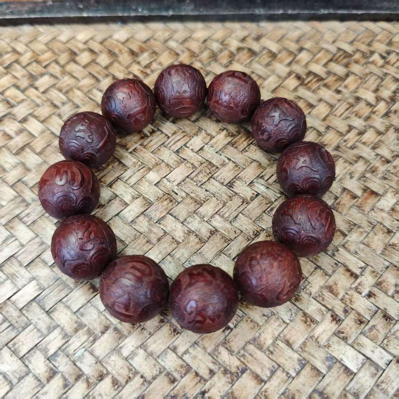 拾趣 紫雕刻手串001