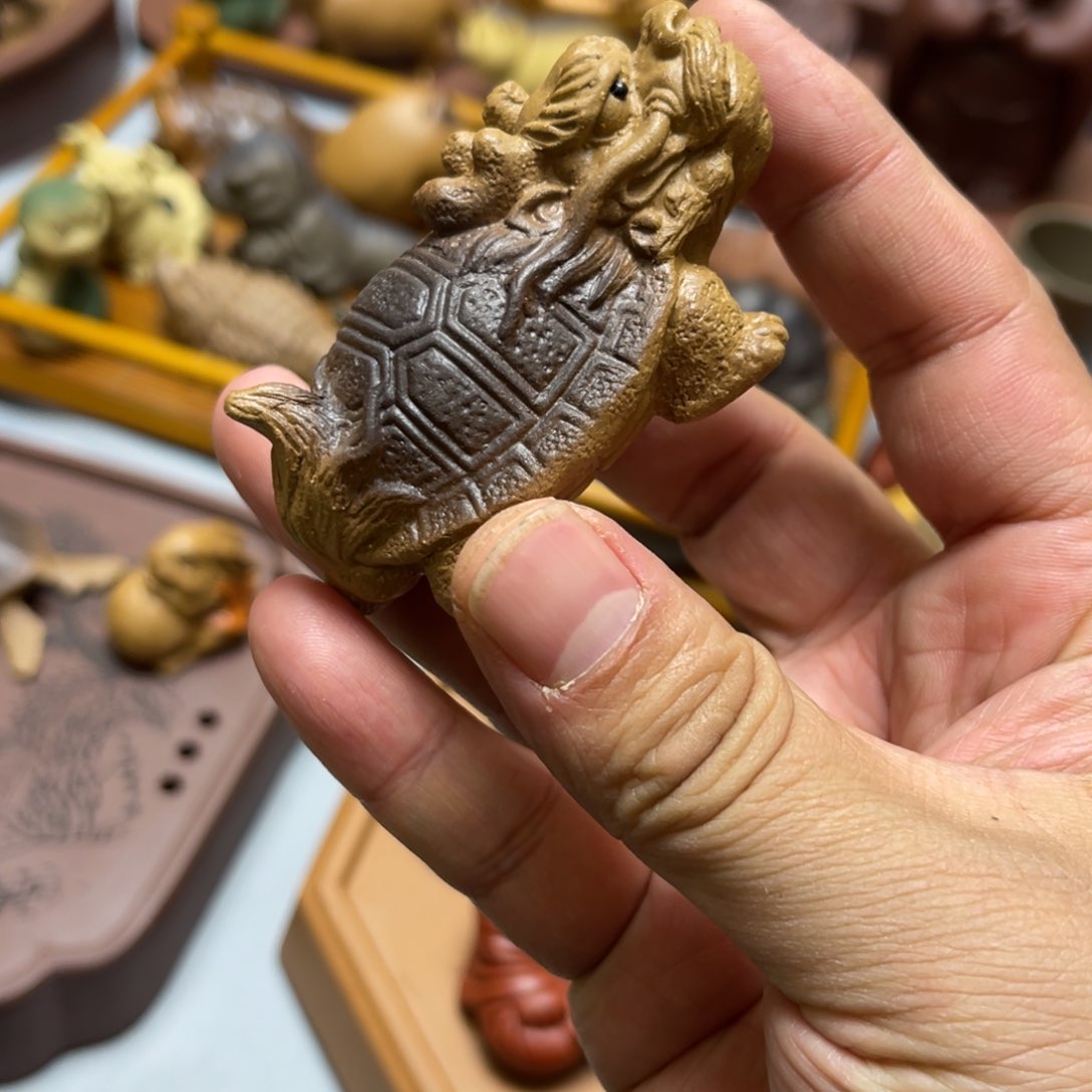 紫砂茶宠强**?紫砂茶宠