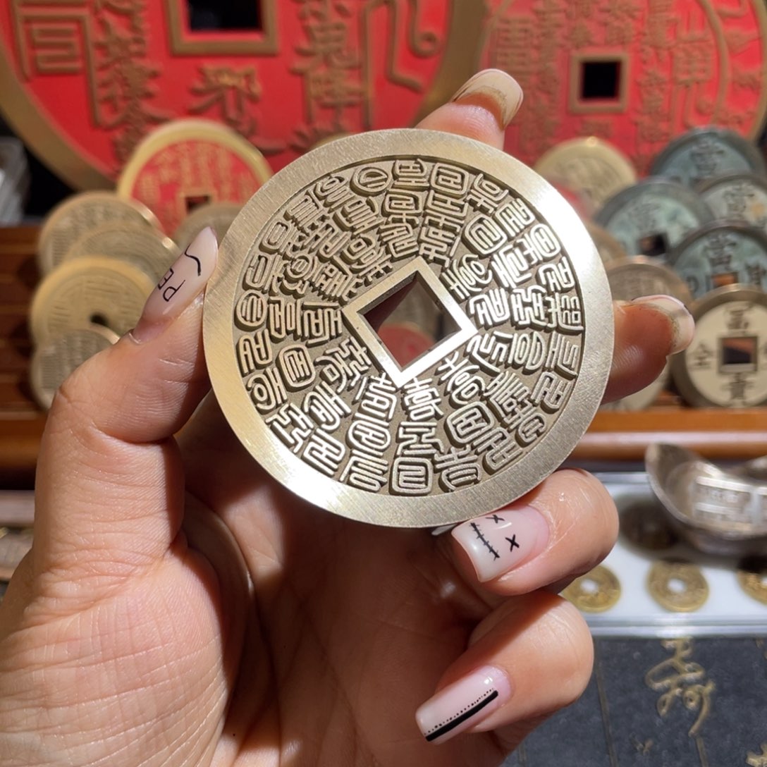 金***指铜现代仿制工艺品