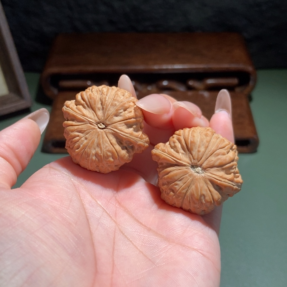 吊坠文玩核桃平底锅