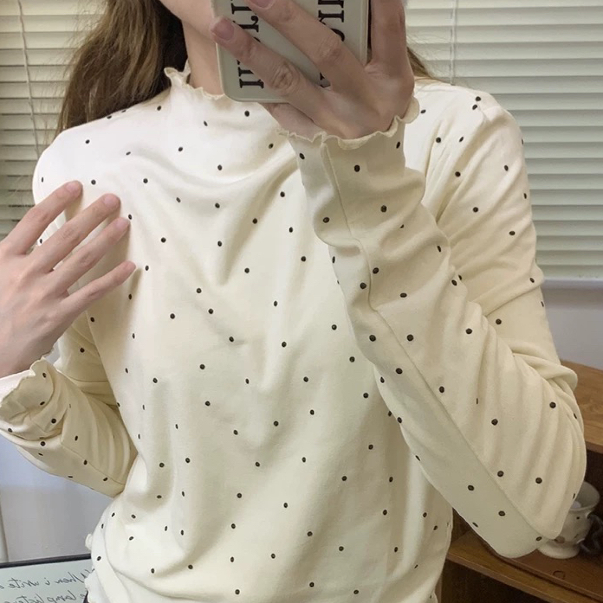 孤品尾货【默认瑕疵】女长袖修身极简风上衣服【默认瑕疵】孤品尾货  