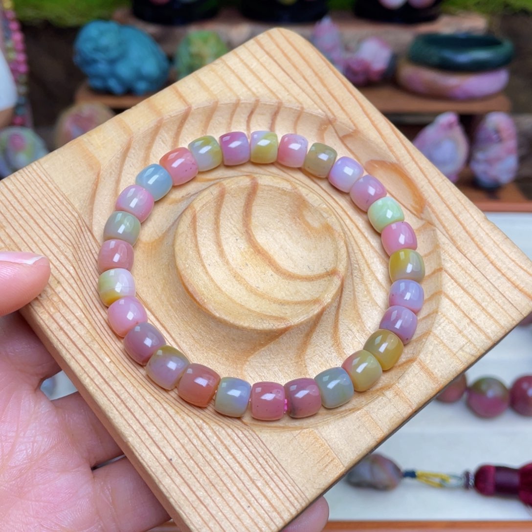 玛瑙/玉髓珠宝半成品未镶嵌盐源玛瑙新年福利直切手串