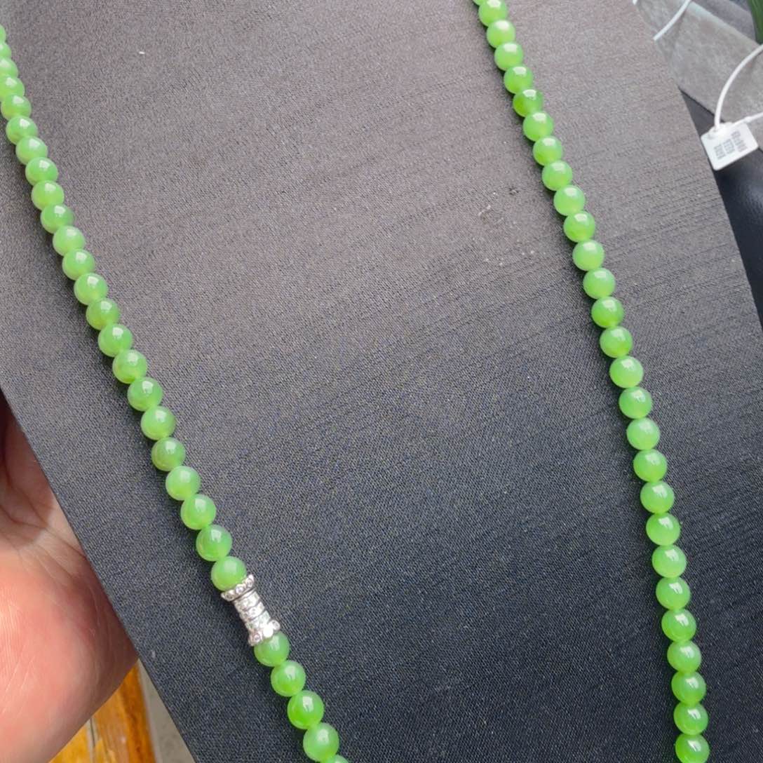 和田玉（碧玉）未镶嵌颈饰