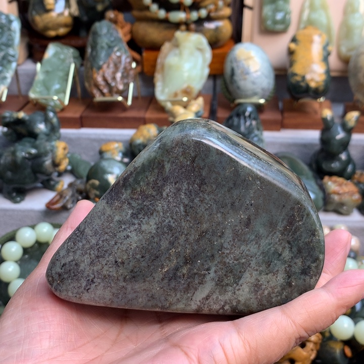 岫岩河磨玉（透闪石质玉）手把件未镶嵌