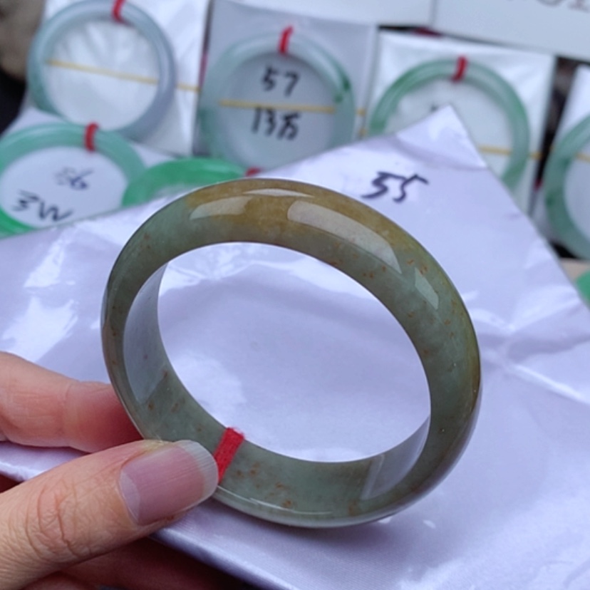 【闪购商品】翡翠手镯未镶嵌             正圈55