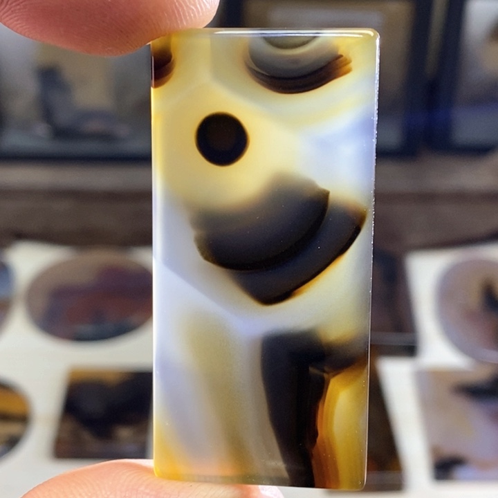 玛瑙/玉髓颈饰未镶嵌