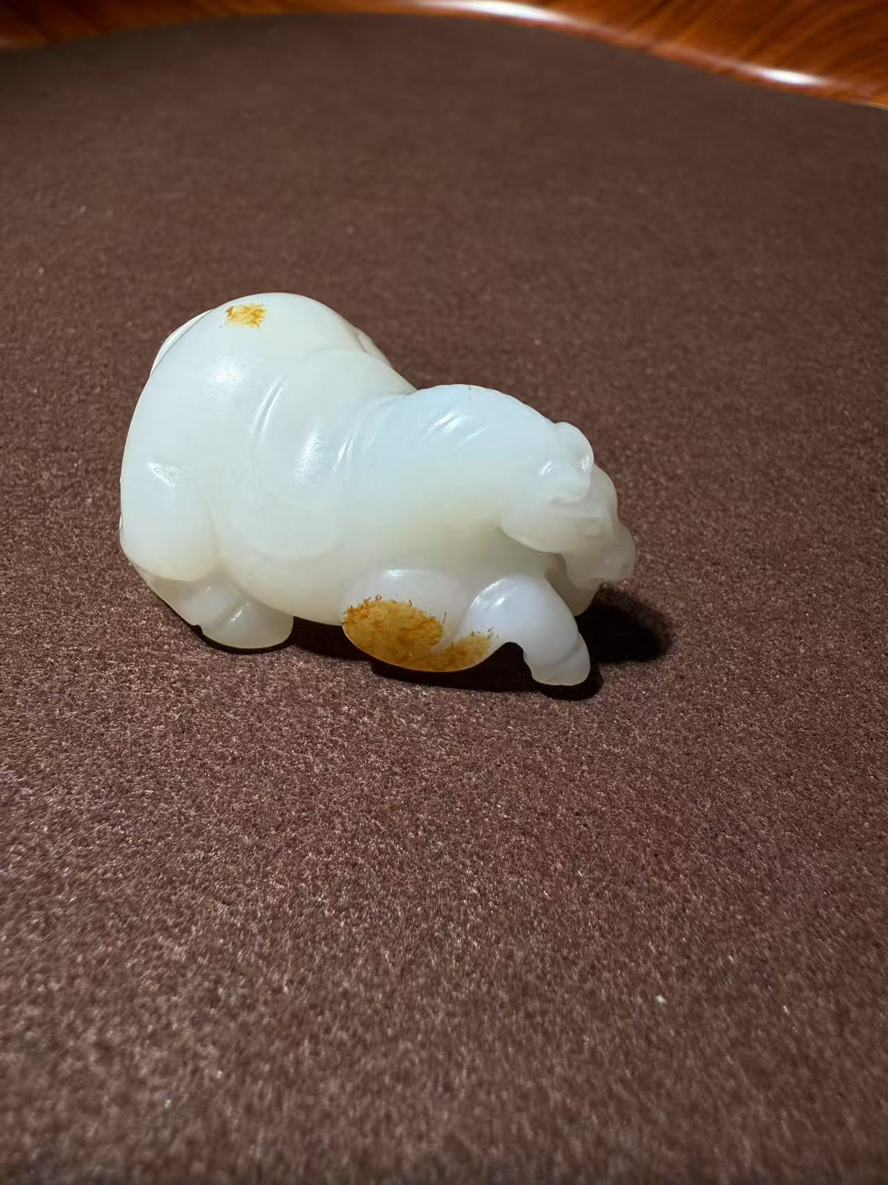 和田玉白玉生肖小马带皮