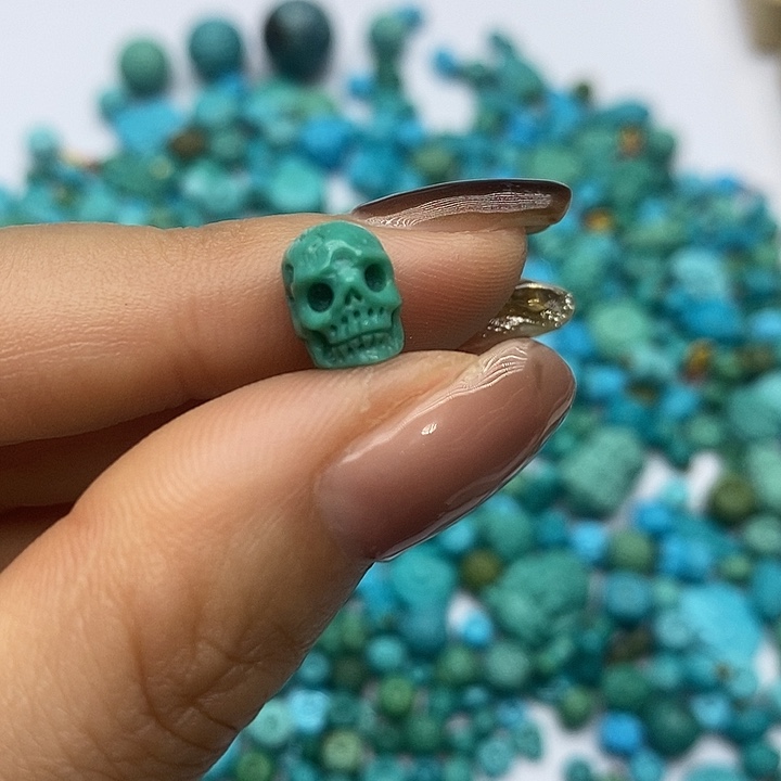 绿松石未镶嵌珠宝奇石