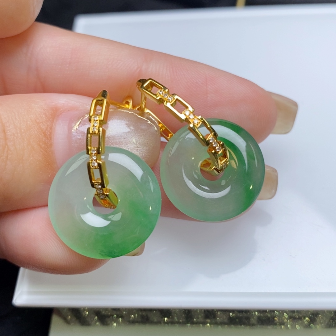 翡翠18K金镶嵌耳饰甜甜圈