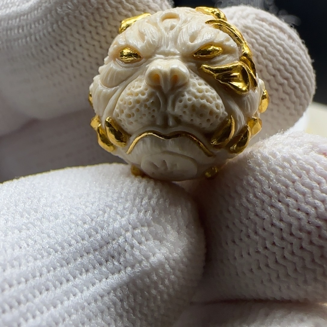 干***学吊坠猴头核桃狗王镶嵌24k