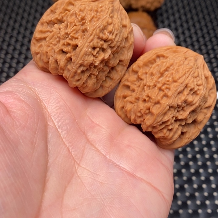 大***圣文玩核桃吊坠8南疆39.5