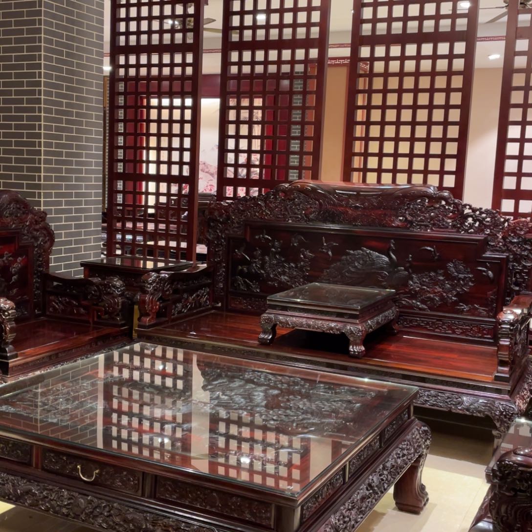 红酸枝木类成套家具