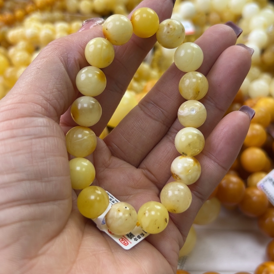 琥珀珠宝奇石未镶嵌