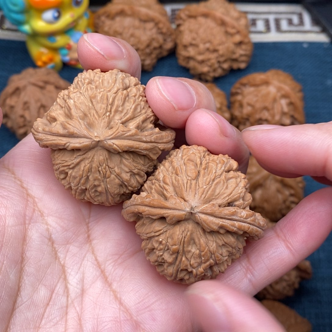 文玩核桃把件41精品球白全品