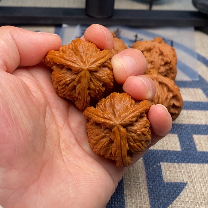 吊坠文玩核桃草*狼三棱