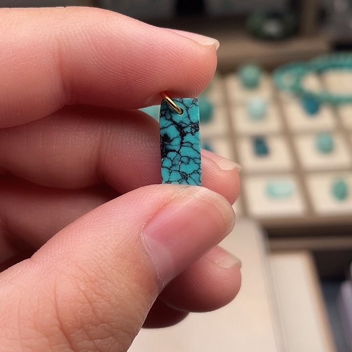 绿松石未镶嵌吊坠