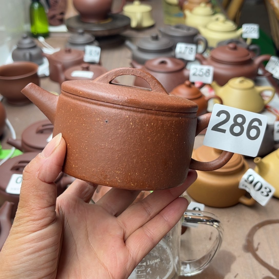 紫砂茶壶降坡泥半手210cc