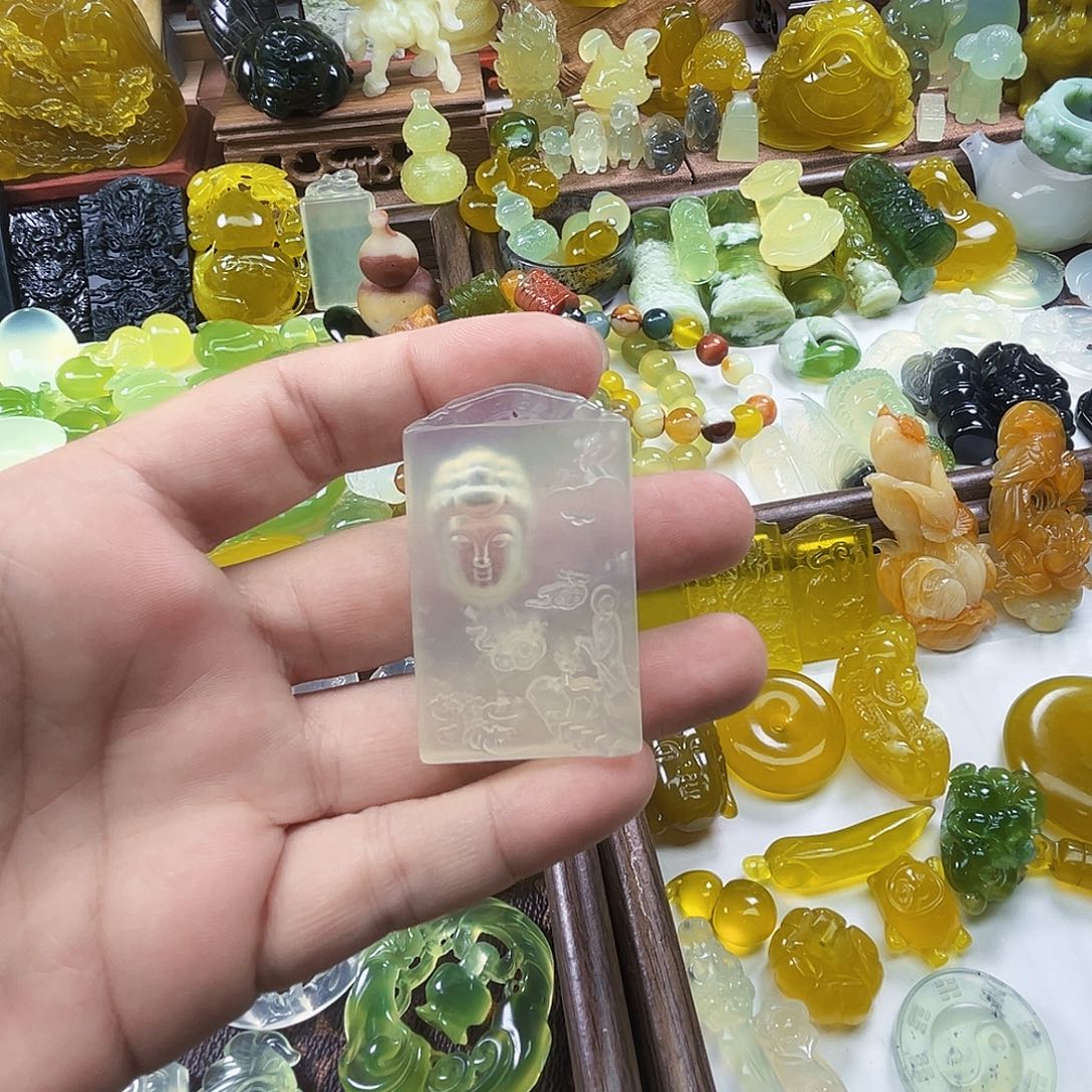 岫玉未镶嵌吊坠(不含链)