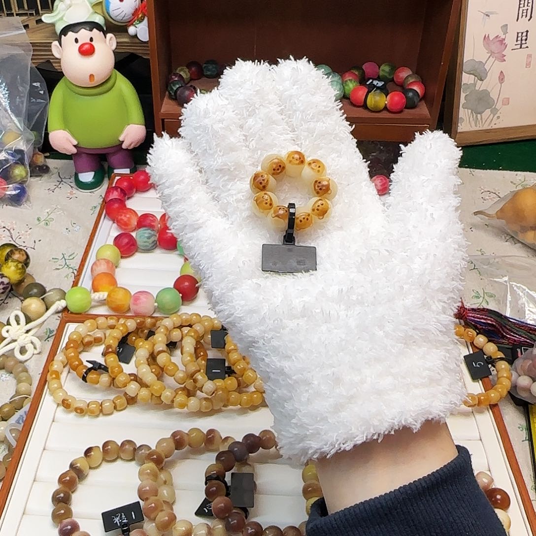 阜***林菩提根/象牙果吊坠瑕款蒜瓣手捻12.8