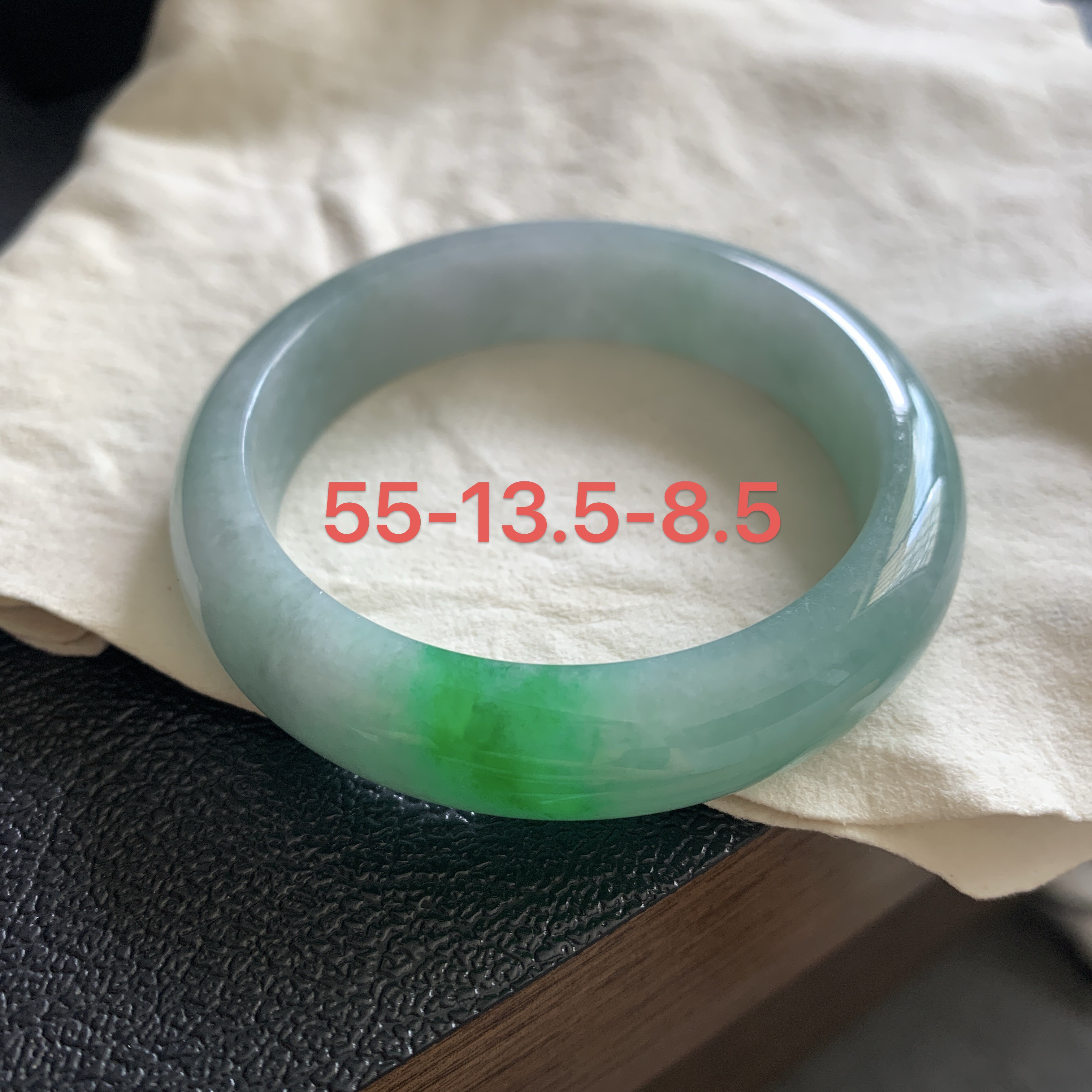 【拍前联系】55正圈缅甸天然A货翡翠手镯
