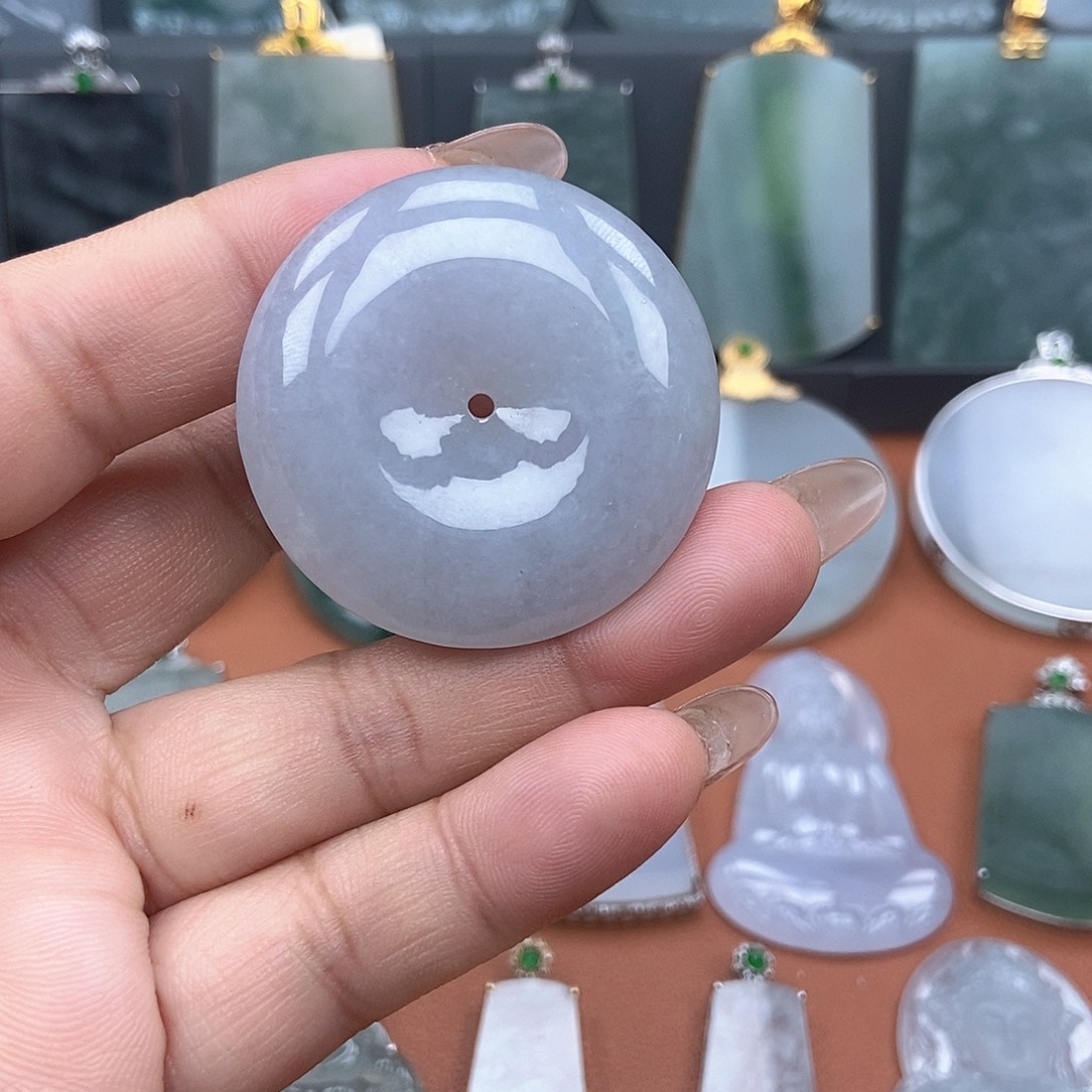 翡翠足银镶嵌吊坠(不含链)