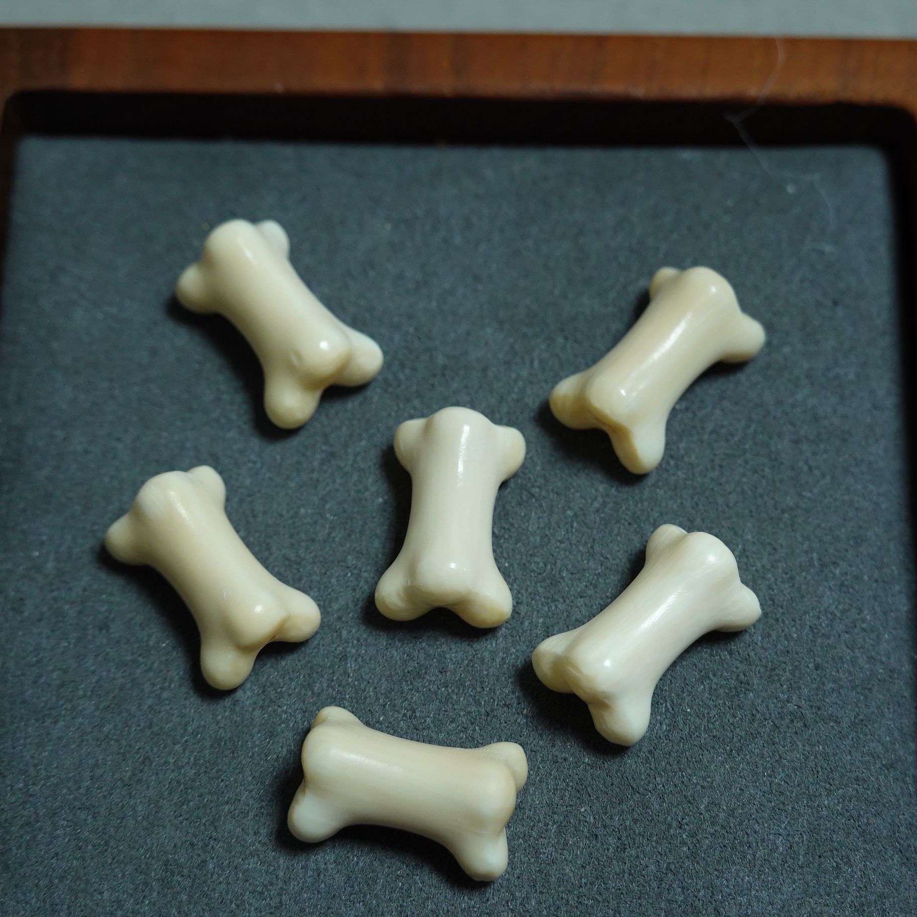 《云风华珠宝》猛犸胖骨头挂件