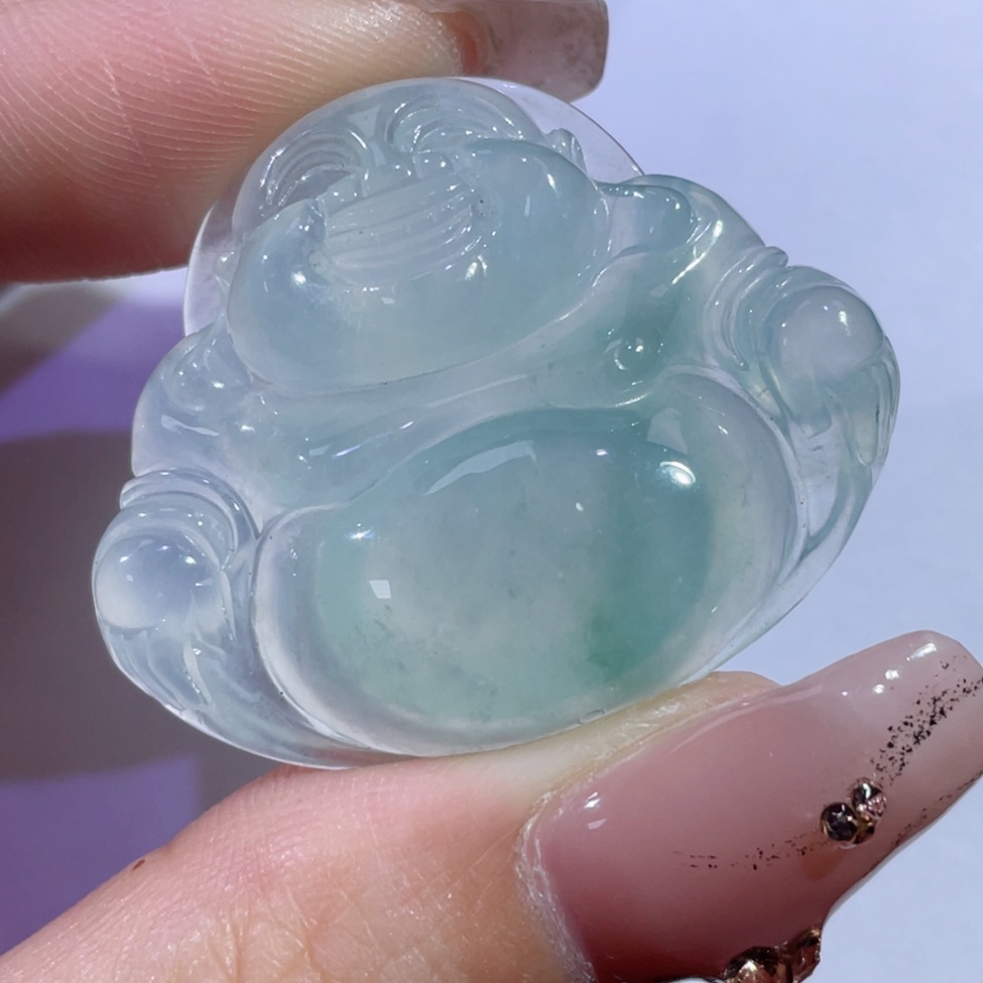 翡翠颈饰未镶嵌佛公