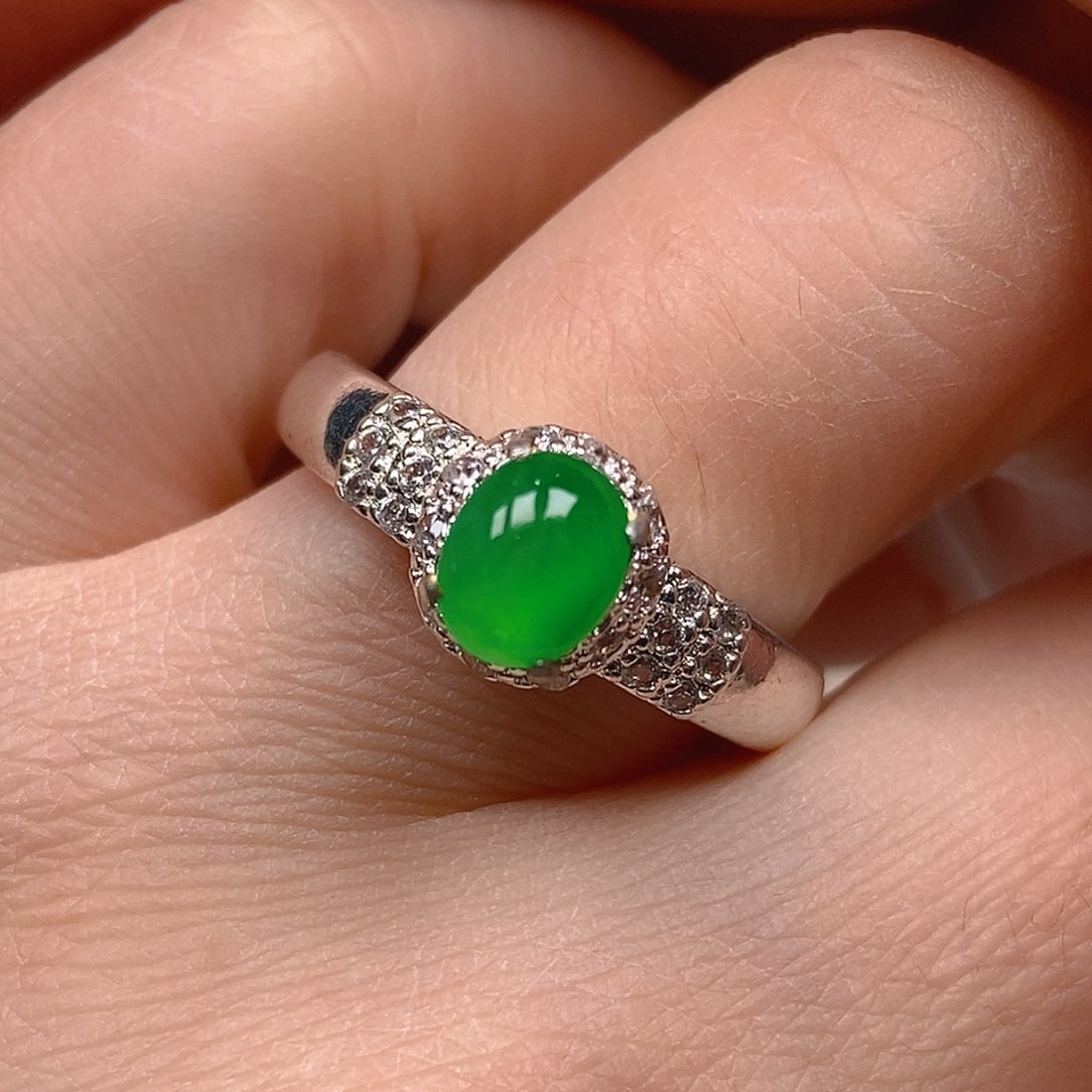 翡翠未镶嵌戒指翡翠蛋面