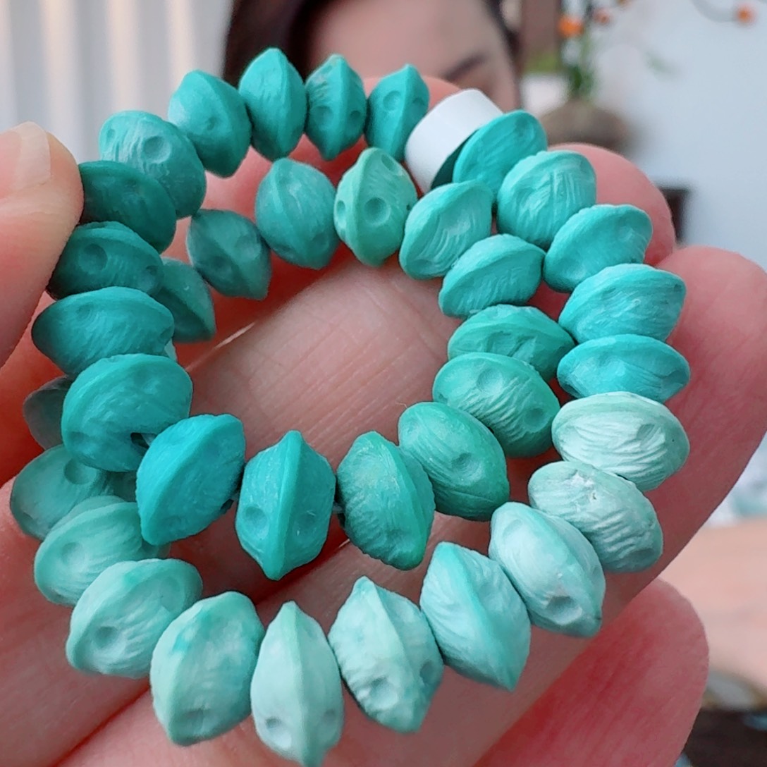 未镶嵌绿松石珠宝奇石