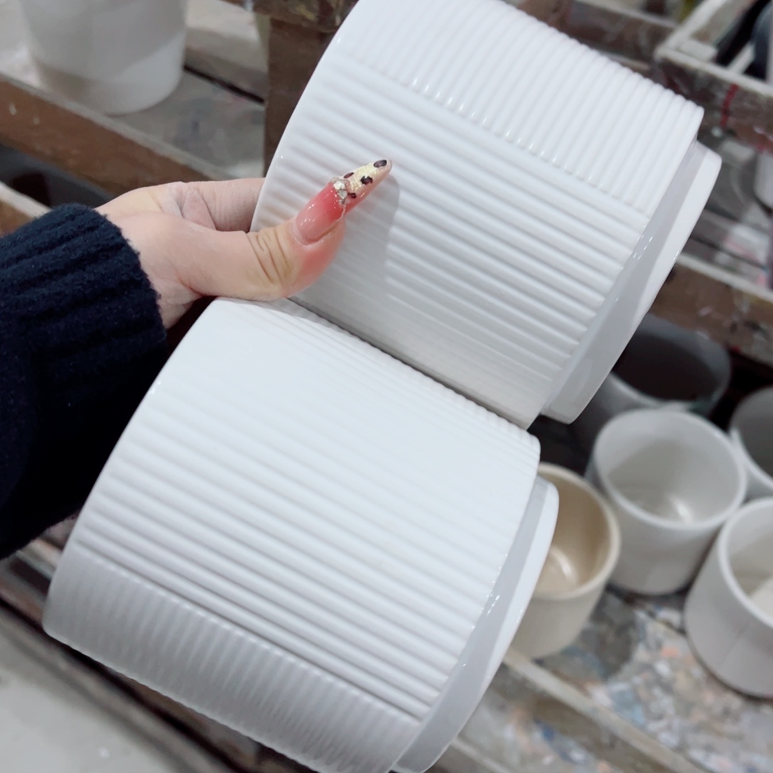 有孔，陶瓷花盆满10米包邮发货