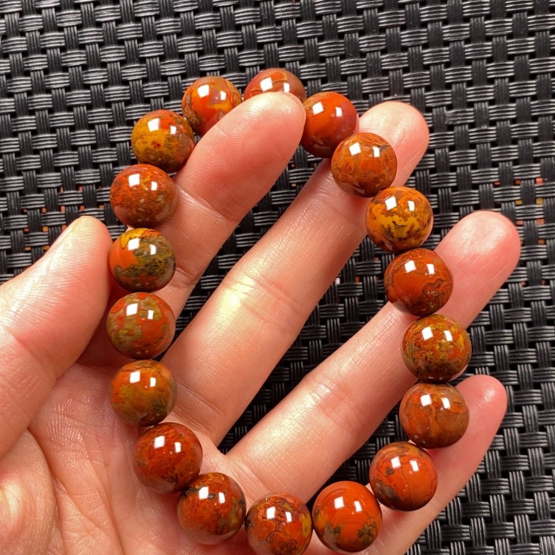 玛瑙/玉髓手串未镶嵌战国红手串