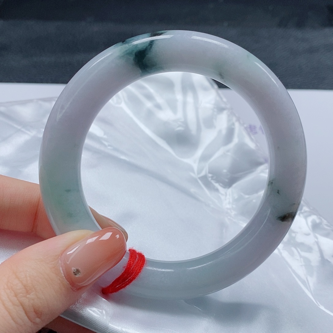 【闪购商品】未镶嵌手镯（圆镯）翡翠424号