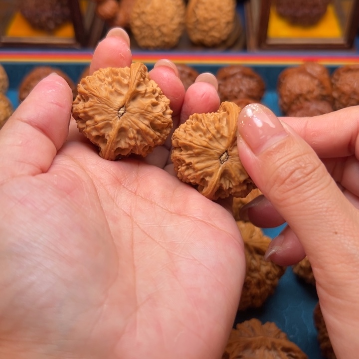 吊坠桃核元****發好好好好好好