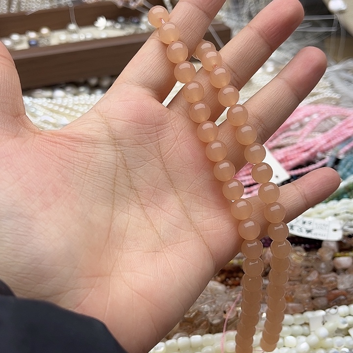 玛瑙/玉髓未镶嵌珠宝半成品一条8mm左右藕粉