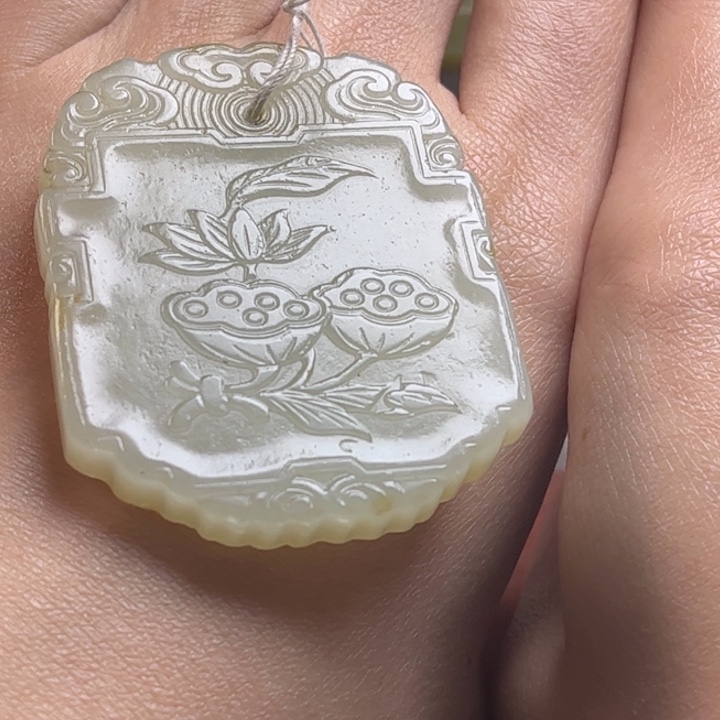 和田玉挂件未镶嵌知**乐