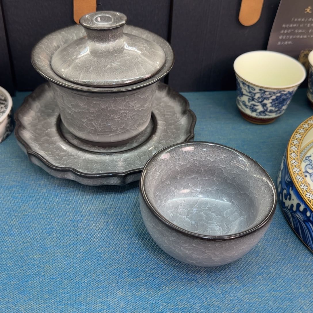 这些盖碗真好看！！！