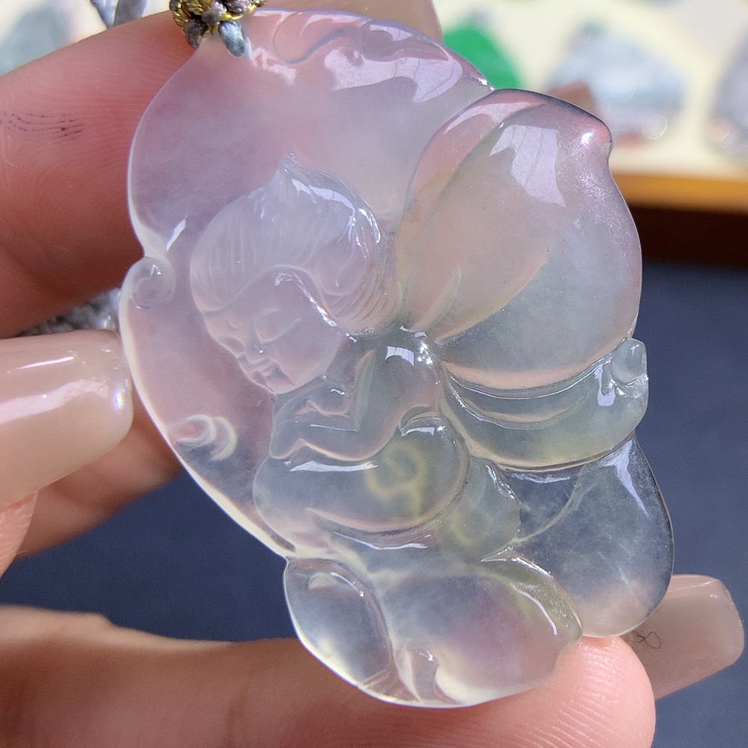 翡翠颈饰未镶嵌花仙子