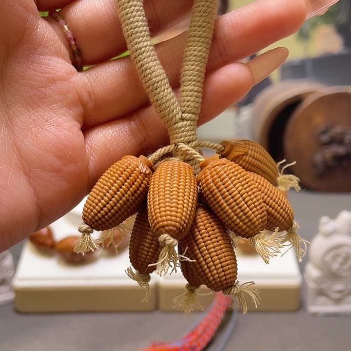 橄榄核吊坠橄榄核雕