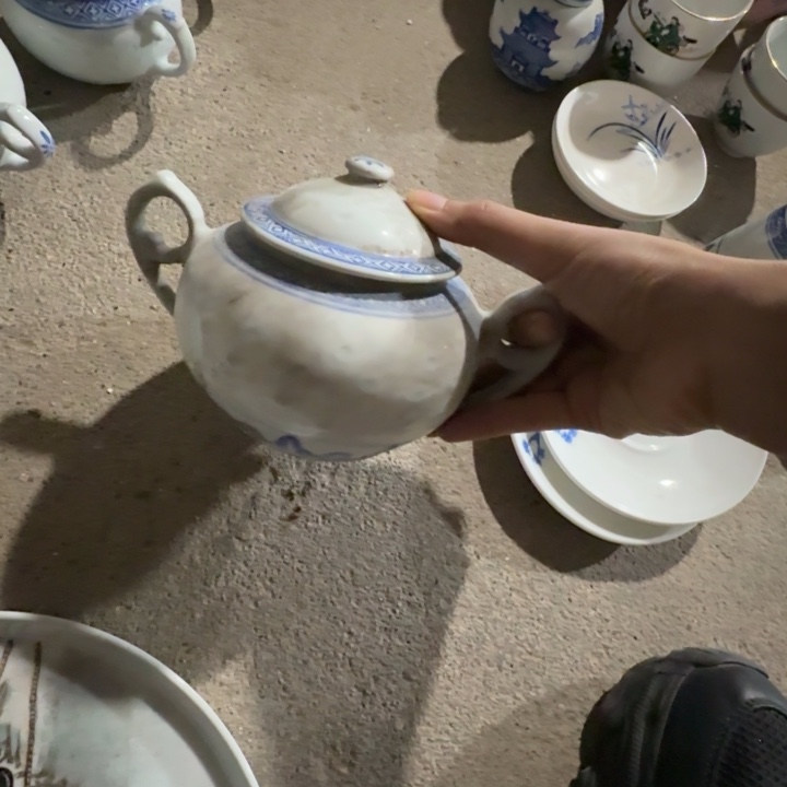 景德镇的陶瓷瓷器