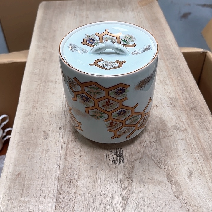 瓷片噗哈哈哈哈哈哈哈哈哈